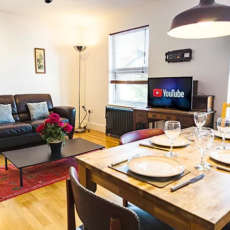 Spacious 2 Bedroom Apartment In Hackney Londres Extérieur photo