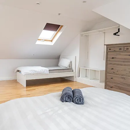 Spacious 2 Bedroom Apartment In Hackney Londres Extérieur photo